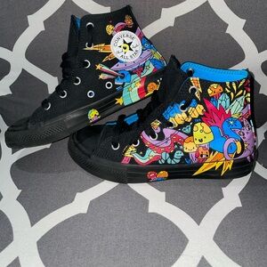 Converse Chuck Taylor All Star Hi Notebook Sneaker - Black Kids size 1 like new